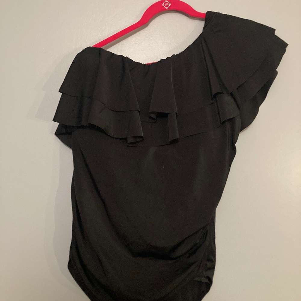 Off shoulder one piece swim suit